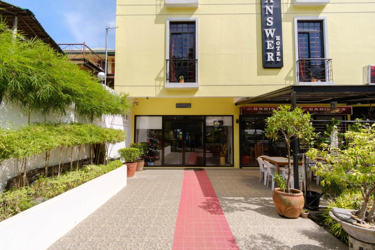 RedDoorz Plus @ West Nautical Road Puerto Galera Exterior foto